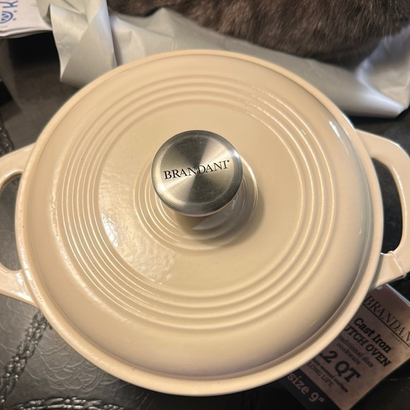 BRANDANI DUTCH OVEN Cream Cast Iron Dutch Oven - Picture 2 of 16